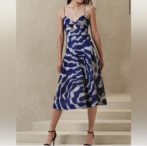 Banana Republic Factory Bandeau  Midi Dress Blue Print Sz 4 Coastal